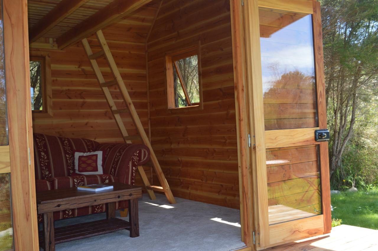 Sunrise Cabin At First Light Rangihaeata Retreat Takaka Exterior foto